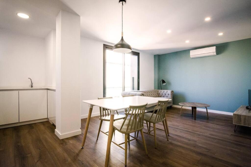 Апартаменти 4-1 Apartamento De Diseno En El Centro De Реус Екстер'єр фото