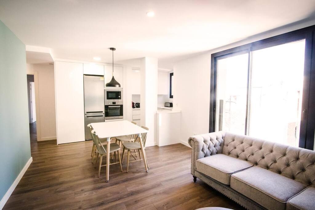 Апартаменти 4-1 Apartamento De Diseno En El Centro De Реус Екстер'єр фото